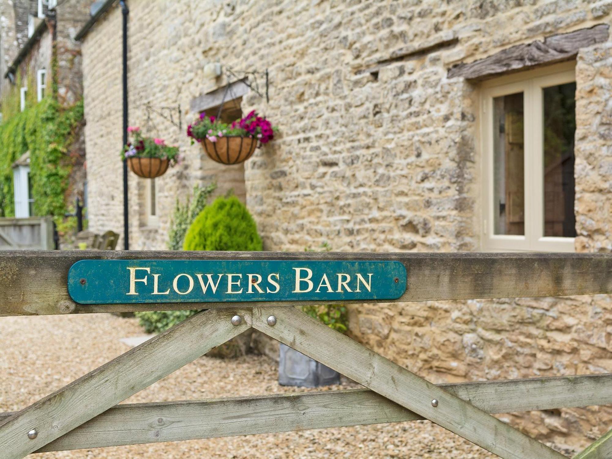 Flowers Barn Daglingworth Dış mekan fotoğraf